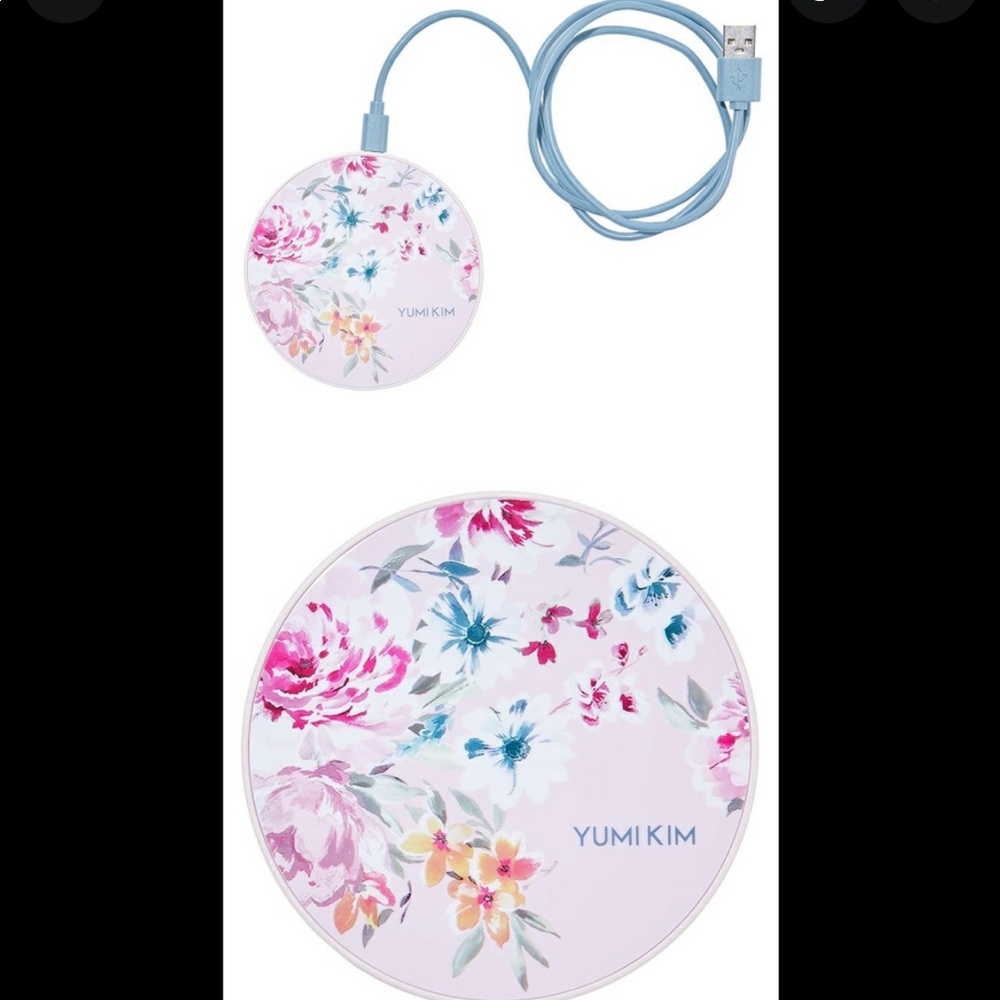 Yumi Kim Wireless Charging Pad